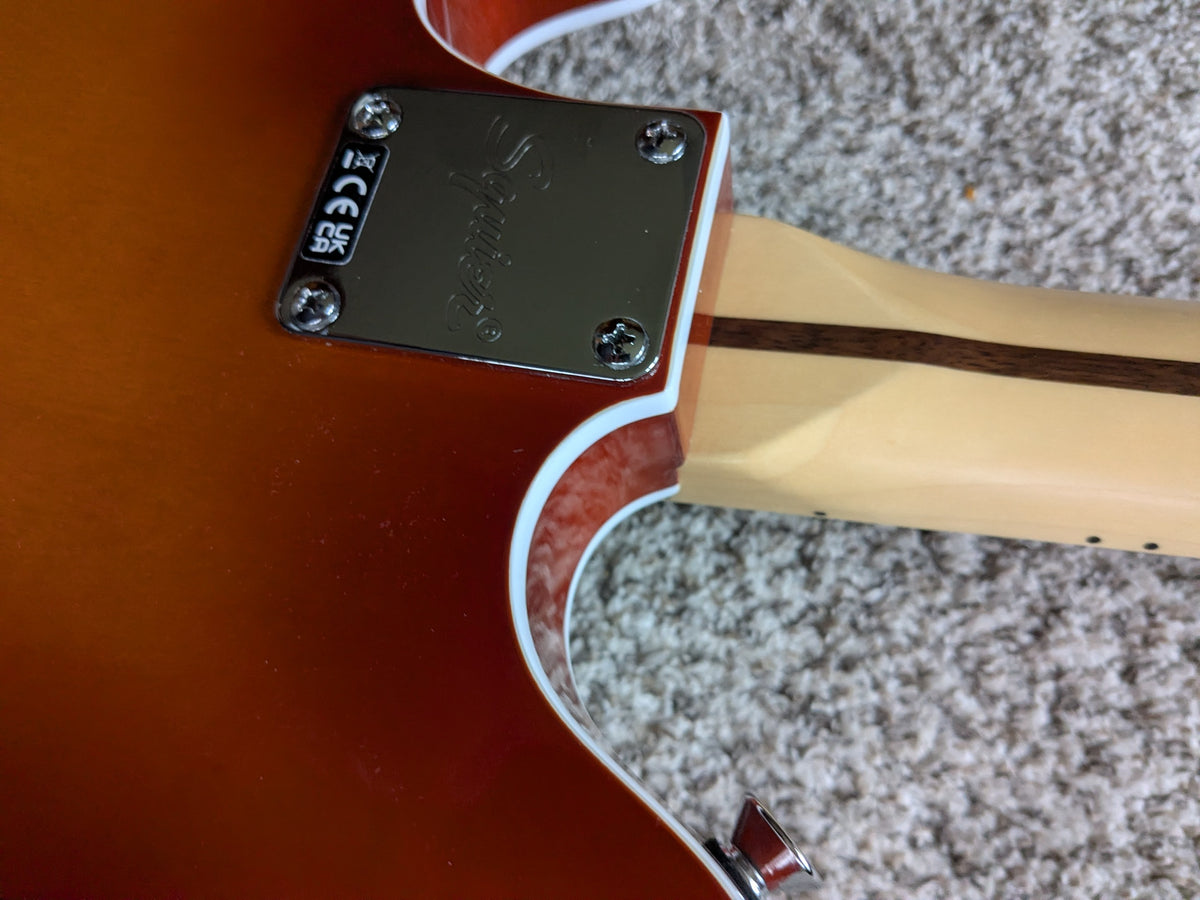 Squier Affinity Starcaster Deluxe 2024 - Present - Sienna Sunburst